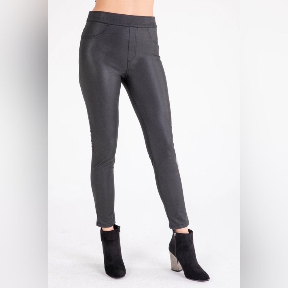 Black Skiny Fit Sparkly Pullon Pants Isle By Melissa 4 Pocket Women Size Large.